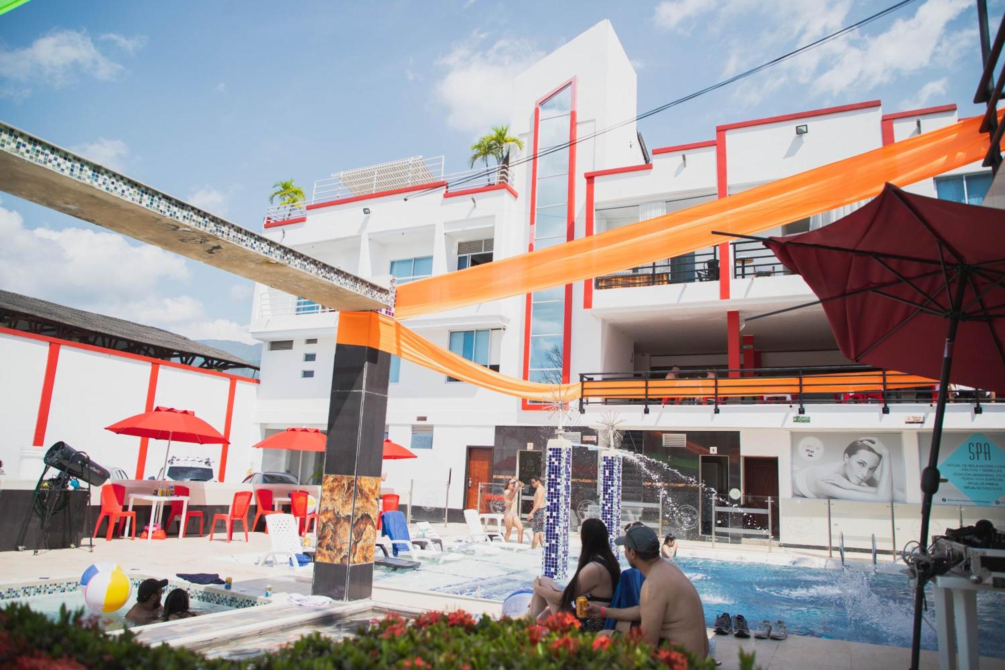 Bora Bora Adults Only Hotel Melgar Kültér fotó