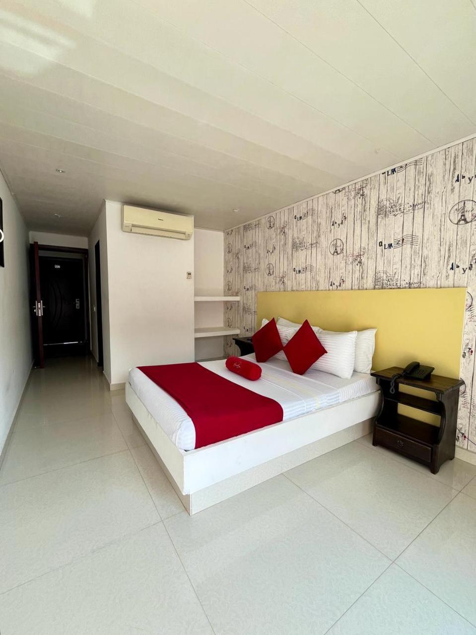 Bora Bora Adults Only Hotel Melgar Kültér fotó